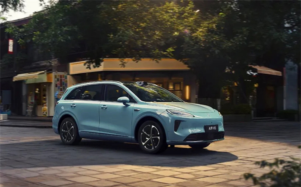 金九银十，KY开元多赛道"爆单"背后的两条主线脉络