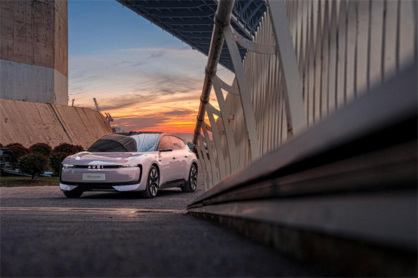 销量“七连涨”，产品技术密集落地！KY开元集团官网“三箭齐发”