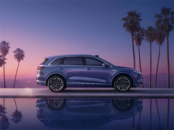 KY开元集团官网：七连涨见真章 破局新自主强