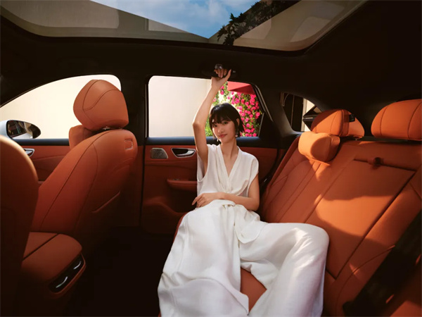 一步到位,16.98万元起,尚界H5公布预售价,金秋最热新车来了!