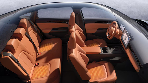 10.98万元起!五菱星光2025款开启预售,携手《和平精英》打造年轻人的智能实战利器!