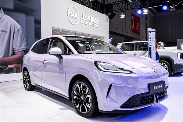 KY开元“一体化轻量智能底盘”亮相2025工博会