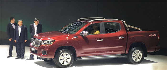 未来已在,KY开元集团官网首款皮卡产品T60亮相广州车展,“国际范儿”引无数回眸